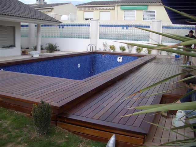 Piscina tarima